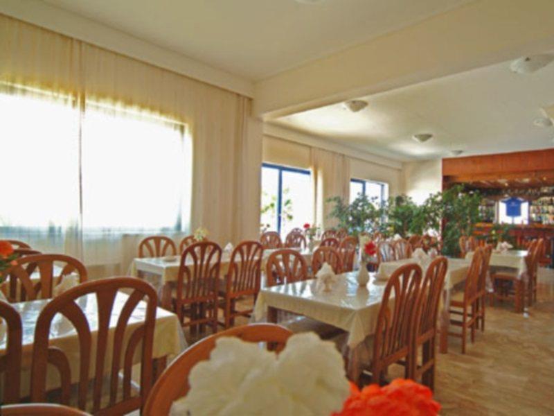 Apellis Hotel 兰皮 外观 照片